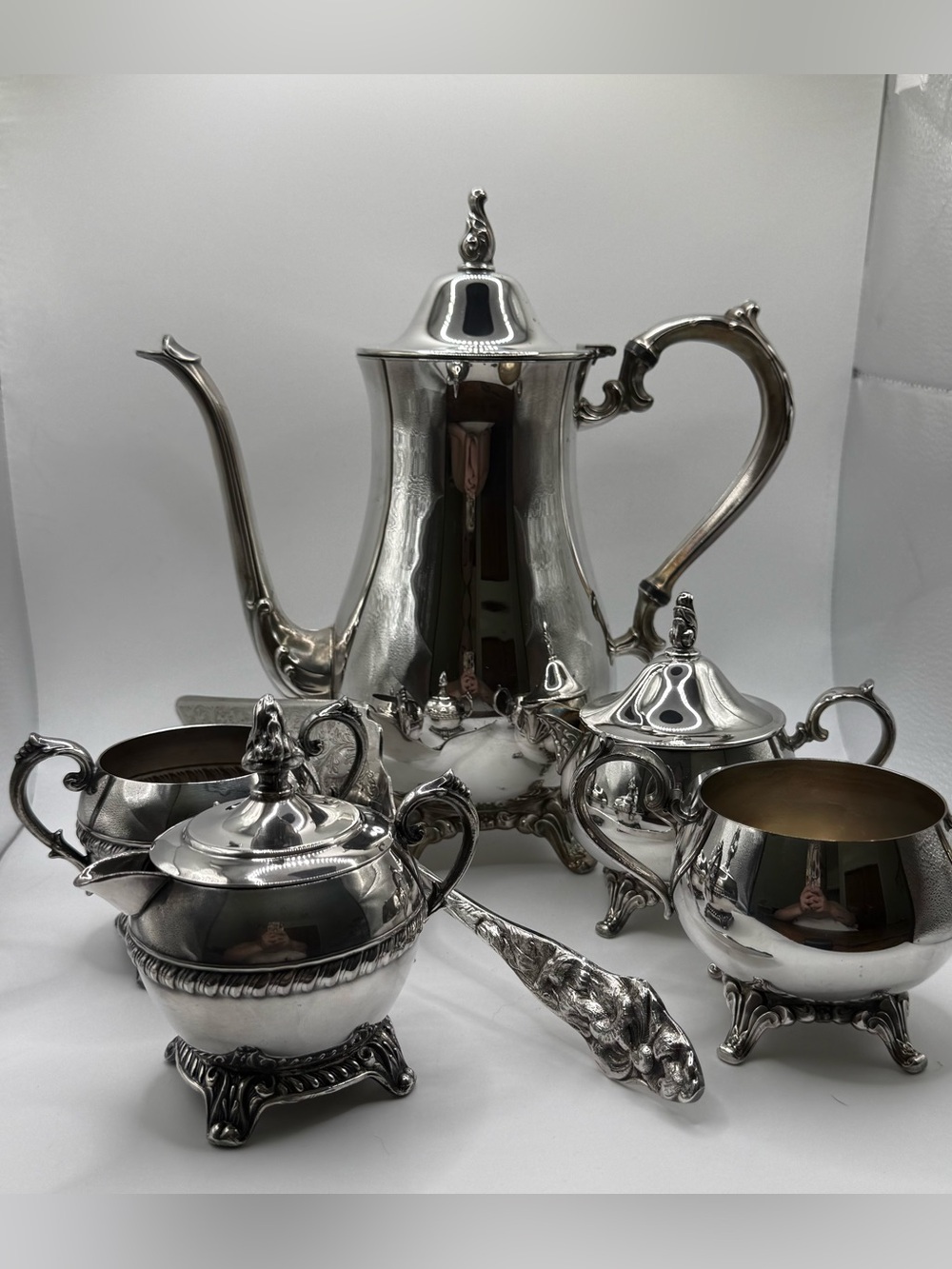 Large set of Oneida silver plated tea set